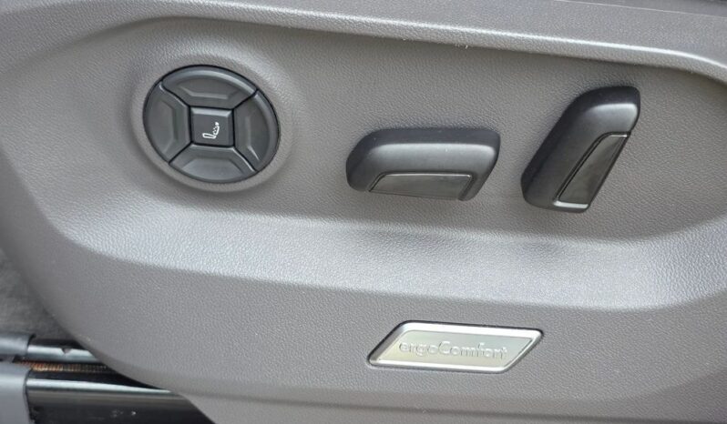 Volkswagen Touareg | 4×4 (stały) | Automatyczna | 286 KM | Czarny full