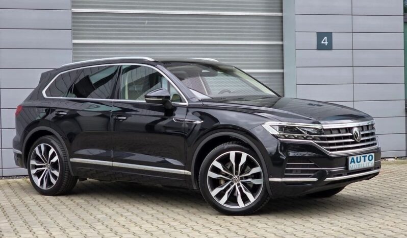 Volkswagen Touareg | 4×4 (stały) | Automatyczna | 286 KM | Czarny full