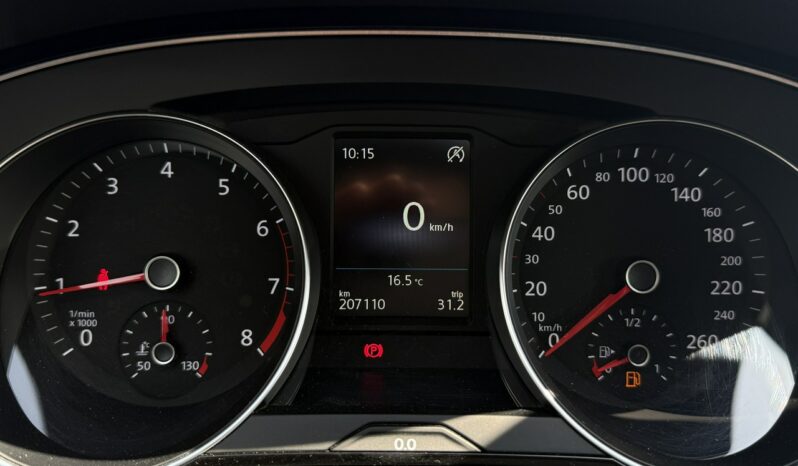 Volkswagen Passat | FWD (przód) | Manualna | 150 KM | Biały full
