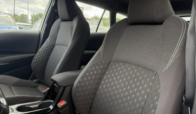 Toyota Corolla | FWD (przód) | Automatyczna | 140 KM | Biały full