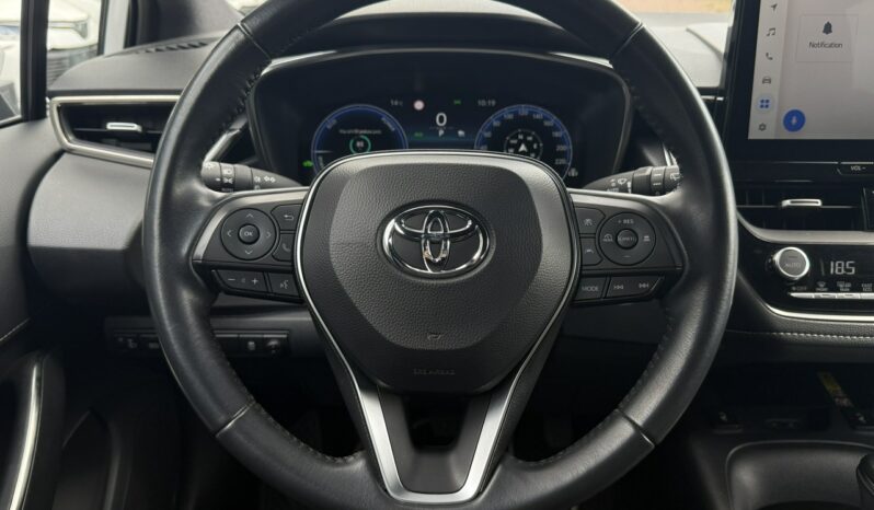 Toyota Corolla | FWD (przód) | Automatyczna | 140 KM | Biały full