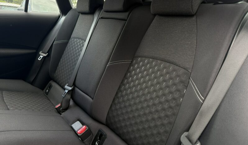 Toyota Corolla | FWD (przód) | Automatyczna | 140 KM | Biały full