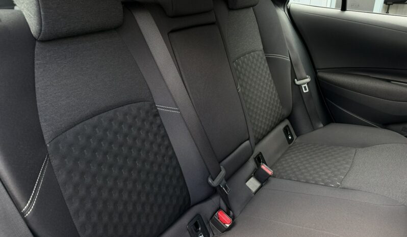 Toyota Corolla | FWD (przód) | Automatyczna | 140 KM | Biały full