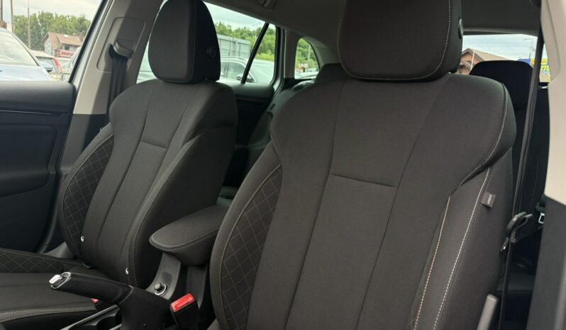 Skoda Scala | FWD (przód) | Manualna | 110 KM | Srebrny full
