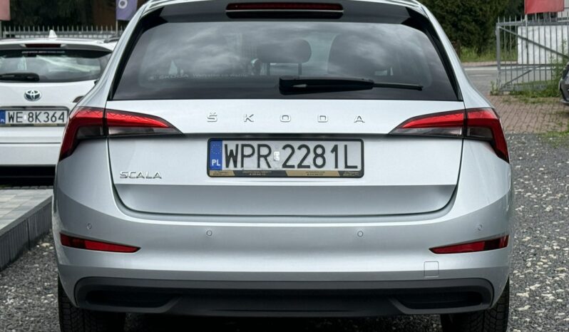 Skoda Scala | FWD (przód) | Manualna | 110 KM | Srebrny full