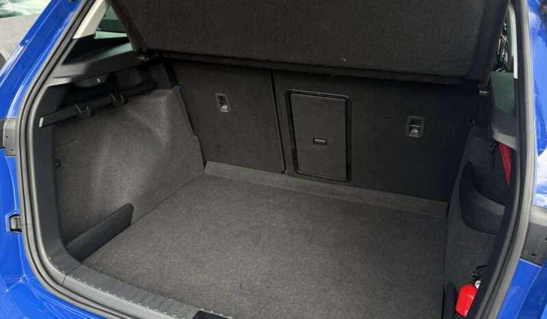Skoda Karoq | 4×4 (doł. automatycznie) | Automatyczna | 150 KM | Niebieski full