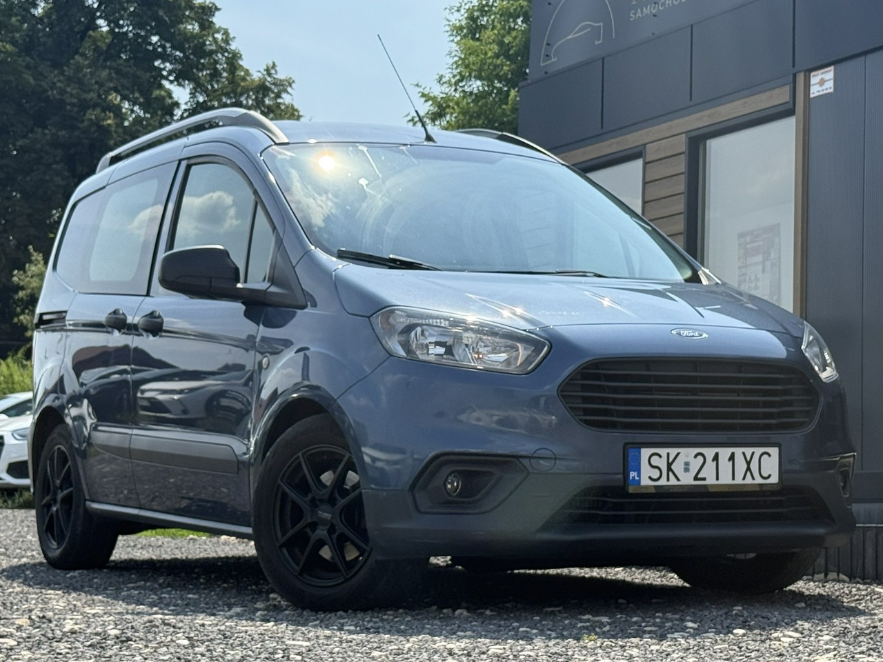 Ford Transit Courier | Fwd (Przód) | Manualna | 100 Km | Niebieski