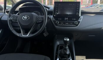 Toyota Corolla | FWD (przód) | Manualna | 125 KM | Srebrny full