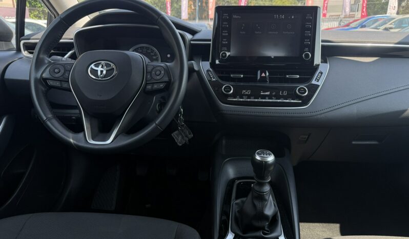 Toyota Corolla | FWD (przód) | Manualna | 125 KM | Srebrny full