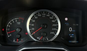 Toyota Corolla | FWD (przód) | Manualna | 125 KM | Srebrny full