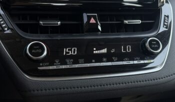 Toyota Corolla | FWD (przód) | Manualna | 125 KM | Srebrny full