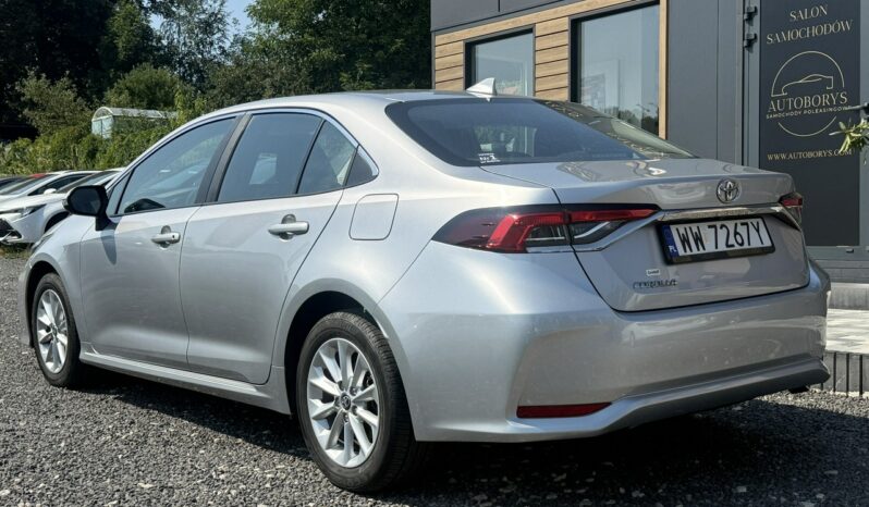 Toyota Corolla | FWD (przód) | Manualna | 125 KM | Srebrny full