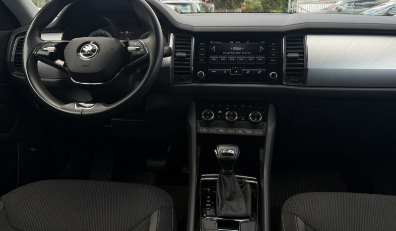 Skoda Kodiaq | FWD (przód) | Automatyczna | 150 KM | Niebieski full