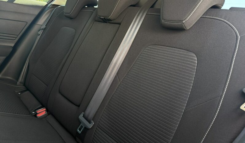 Ford Focus | FWD (przód) | Manualna | 125 KM | Czerwony full