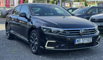 Volkswagen Passat | FWD (przód) | Automatyczna | 218 KM | Czarny full