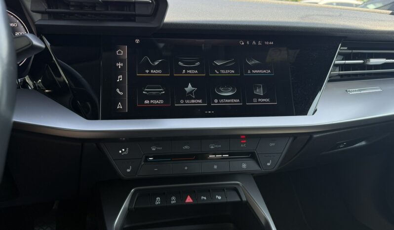 Audi A3 Sportback | FWD (przód) | Manualna | 150 KM | Czarny full