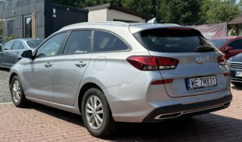 Hyundai i30 | FWD (przód) | Manualna | 120 KM | Srebrny full