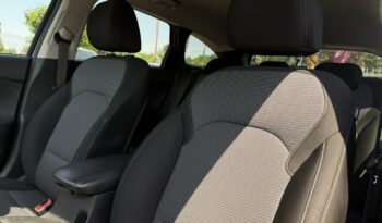 Hyundai i30 | FWD (przód) | Manualna | 120 KM | Srebrny full