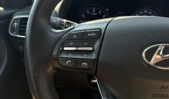Hyundai i30 | FWD (przód) | Manualna | 120 KM | Srebrny full