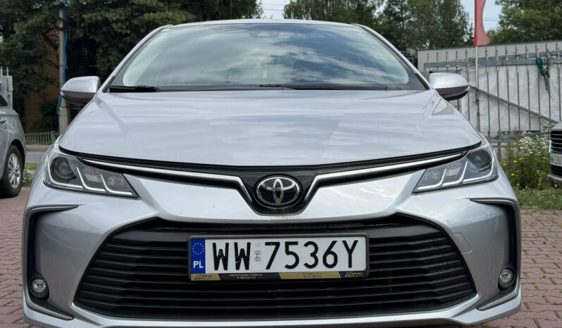 Toyota Corolla | FWD (przód) | Automatyczna | 125 KM | Srebrny full