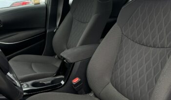 Toyota Corolla | FWD (przód) | Automatyczna | 125 KM | Srebrny full