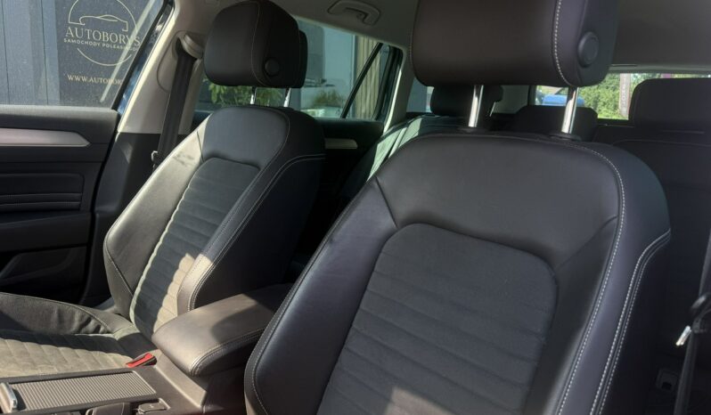 Volkswagen Passat | FWD (przód) | Automatyczna | 200 KM | Granatowy full