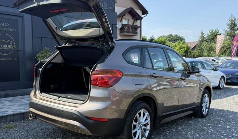 BMW X1 | FWD (przód) | Automatyczna | 140 KM | Brązowy full