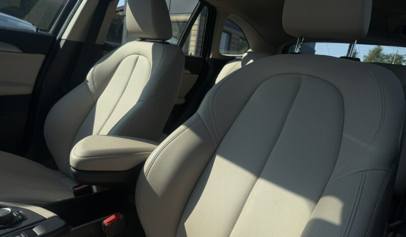BMW X1 | FWD (przód) | Automatyczna | 140 KM | Brązowy full