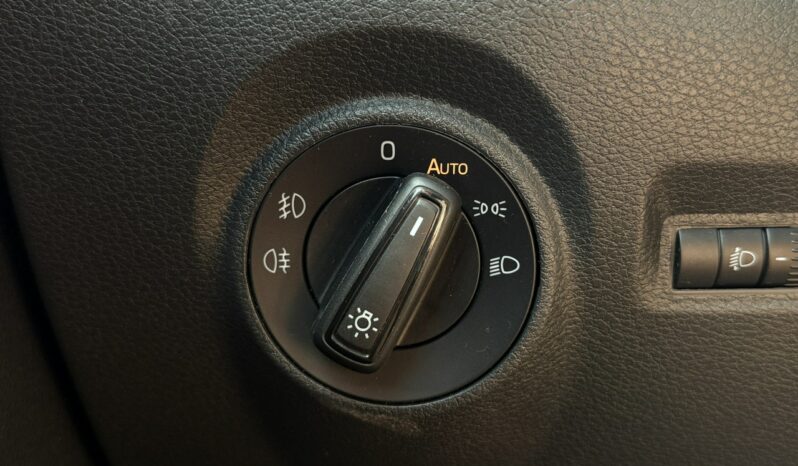 Skoda Fabia | FWD (przód) | Manualna | 95 KM | Niebieski full