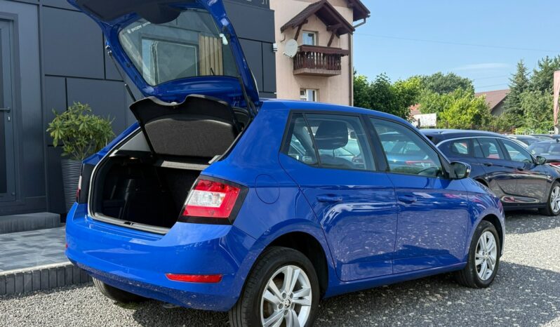 Skoda Fabia | FWD (przód) | Manualna | 95 KM | Niebieski full