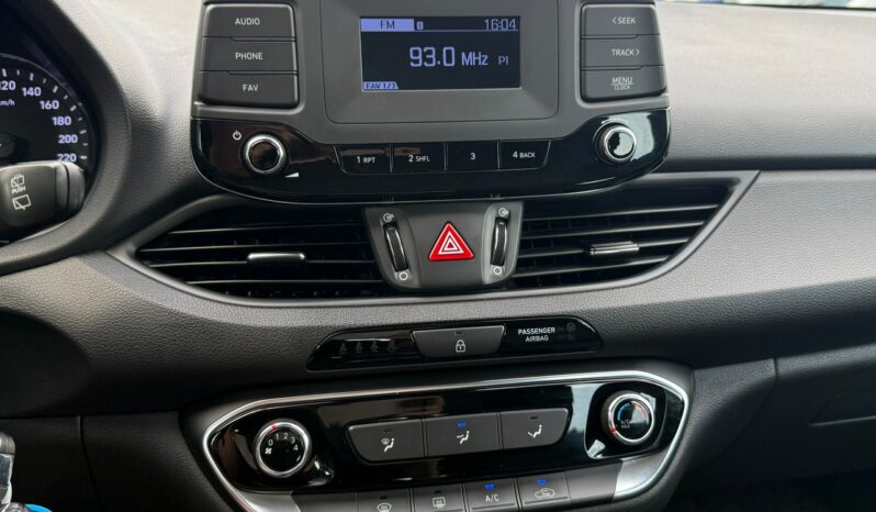 Hyundai i30 | FWD (przód) | Manualna | 110 KM | full