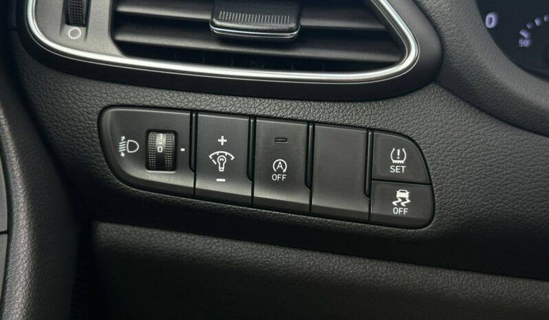 Hyundai i30 | FWD (przód) | Manualna | 110 KM | full