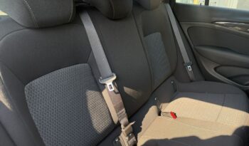 Opel Insignia | FWD (przód) | Manualna | 174 KM | Biały full