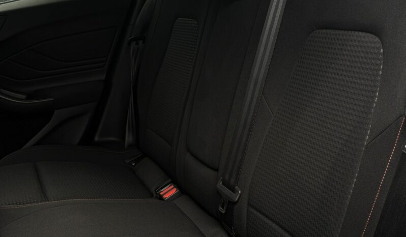 Ford Focus | FWD (przód) | Automatyczna | 115 KM | Czarny full