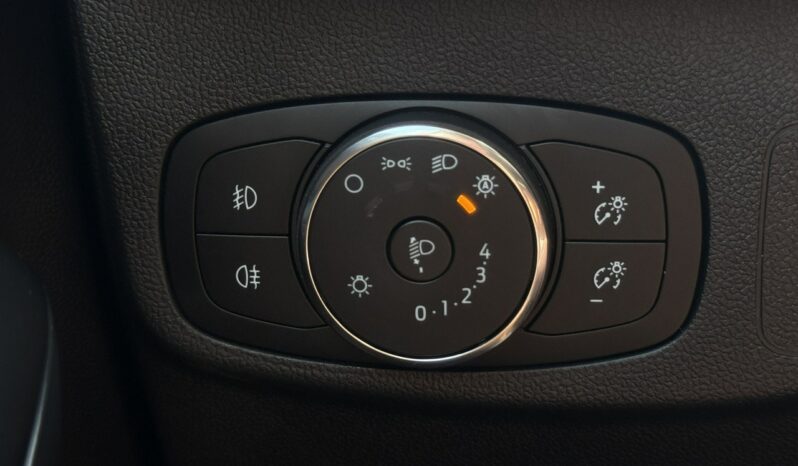 Ford Focus | FWD (przód) | Manualna | 125 KM | Czerwony full
