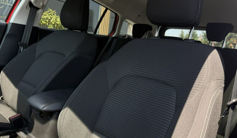 Ford Focus | FWD (przód) | Manualna | 125 KM | Czerwony full