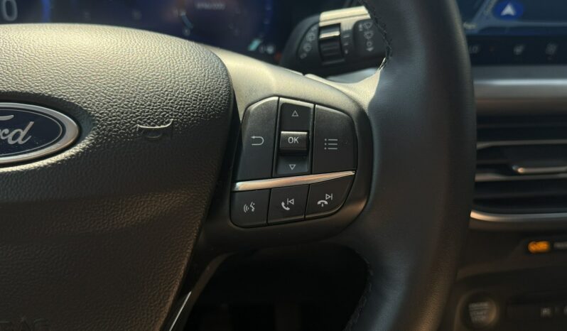 Ford Focus | FWD (przód) | Manualna | 125 KM | Czerwony full