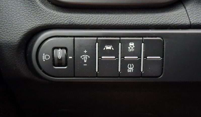 Kia Ceed | FWD (przód) | Manualna | 120 KM | Niebieski full