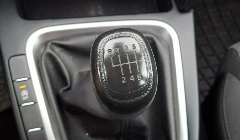 Kia Ceed | FWD (przód) | Manualna | 120 KM | Niebieski full