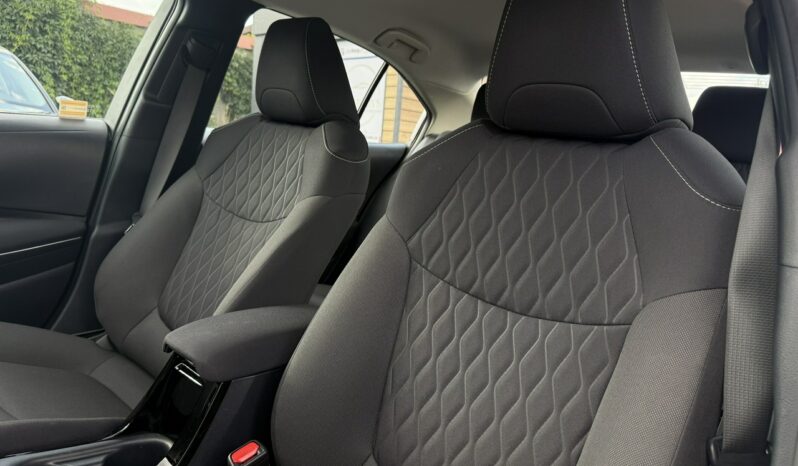 Toyota Corolla | FWD (przód) | Automatyczna | 125 KM | Biały full