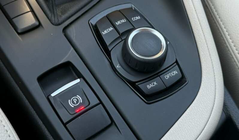 BMW X1 | FWD (przód) | Automatyczna | 140 KM | Brązowy full