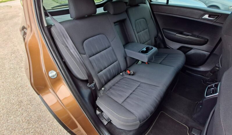 Kia Sportage | FWD (przód) | Manualna | 132 KM | Brązowy full