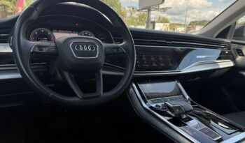 Audi Q8 | 4×4 (stały) | Automatyczna | 231 KM | Czarny full