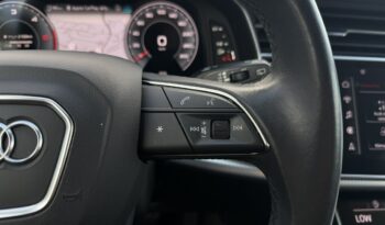 Audi Q8 | 4×4 (stały) | Automatyczna | 231 KM | Czarny full