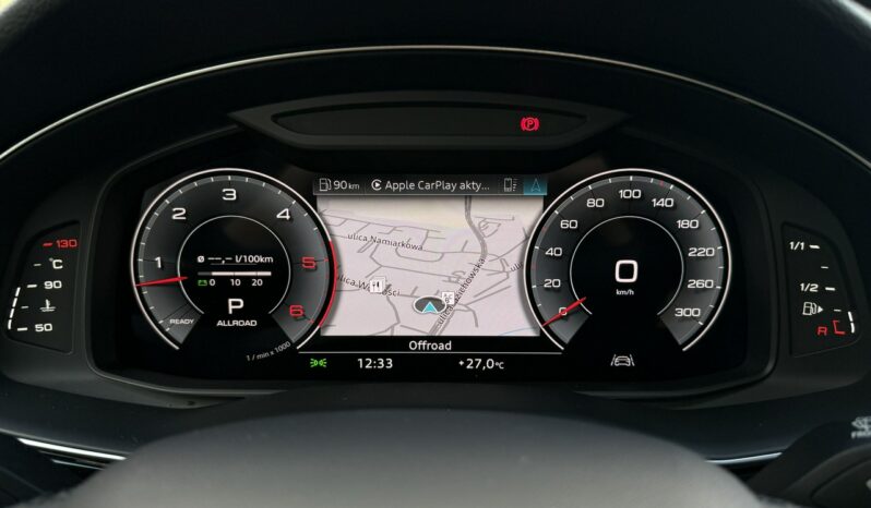 Audi Q8 | 4×4 (stały) | Automatyczna | 231 KM | Czarny full