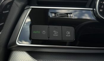 Audi Q8 | 4×4 (stały) | Automatyczna | 231 KM | Czarny full