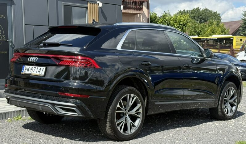 Audi Q8 | 4×4 (stały) | Automatyczna | 231 KM | Czarny full
