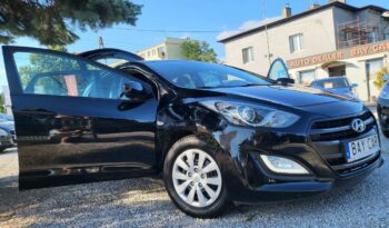 Hyundai i30 | FWD (przód) | Manualna | 100 KM | Czarny full