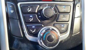 Hyundai i30 | FWD (przód) | Manualna | 100 KM | Czarny full