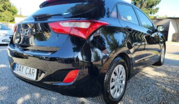 Hyundai i30 | FWD (przód) | Manualna | 100 KM | Czarny full